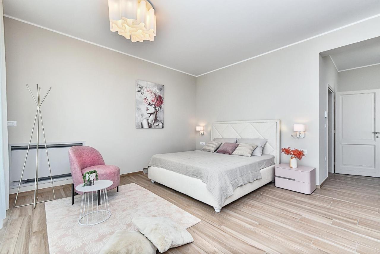 New Villa Tihi Otok Near The Beach Fažana Екстериор снимка