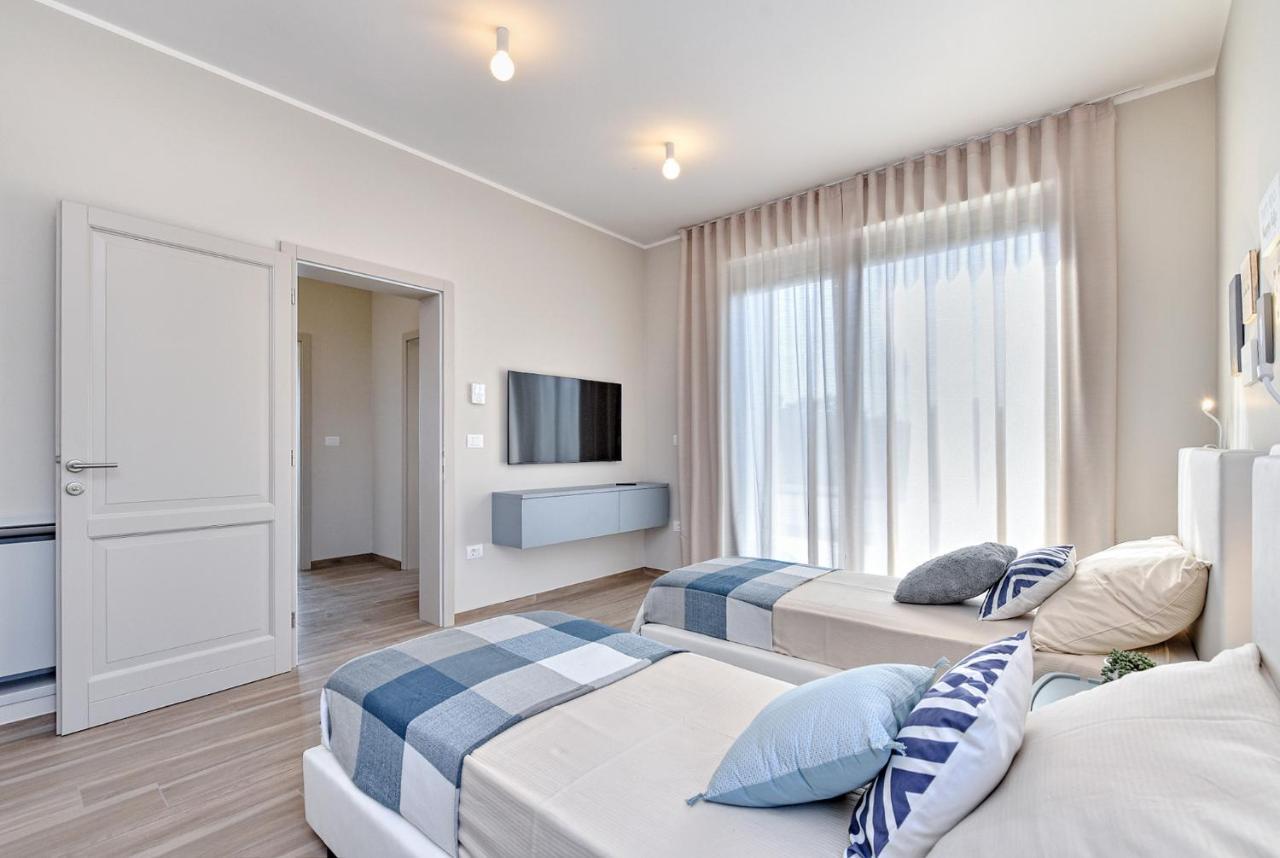 New Villa Tihi Otok Near The Beach Fažana Екстериор снимка