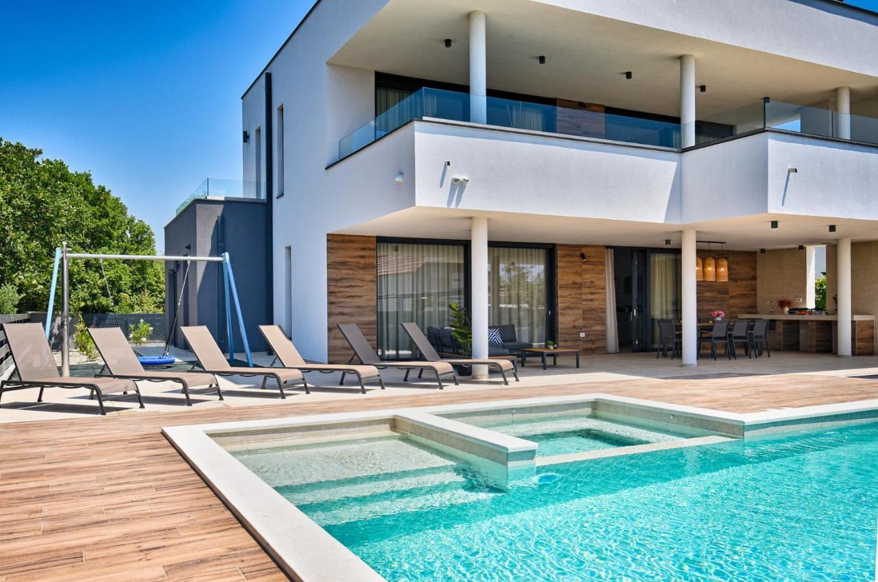 New Villa Tihi Otok Near The Beach Fažana Екстериор снимка
